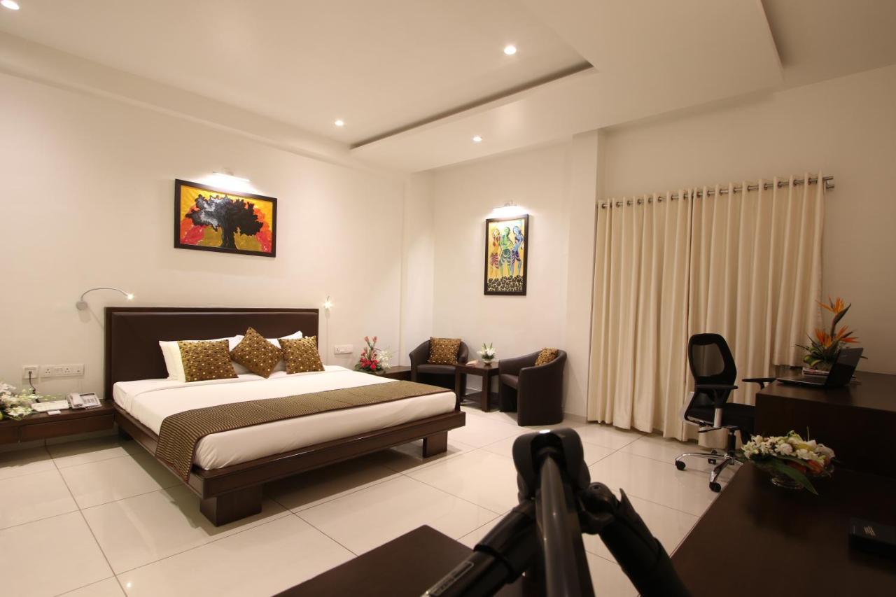 Prakruti Resort Vadodara Zewnętrze zdjęcie