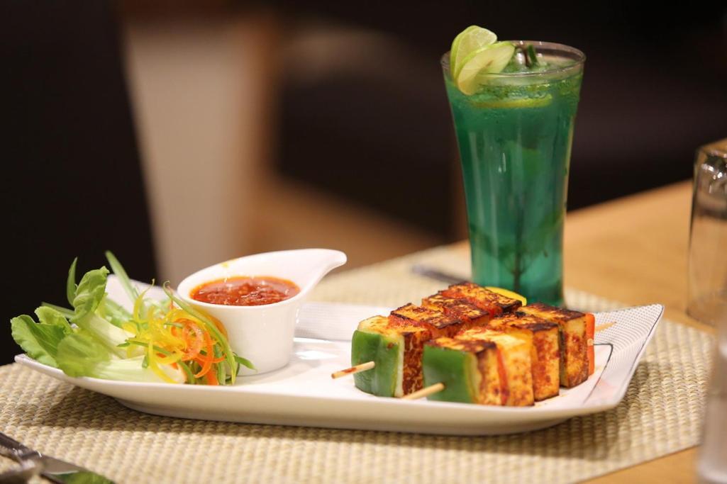 Prakruti Resort Vadodara Zewnętrze zdjęcie